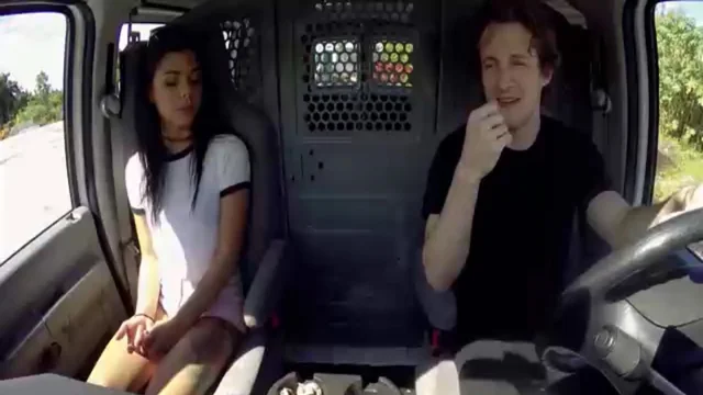 Реальный секс в такси онлайн